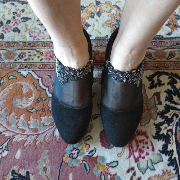 Ankle Boots - Picture 2 of 9